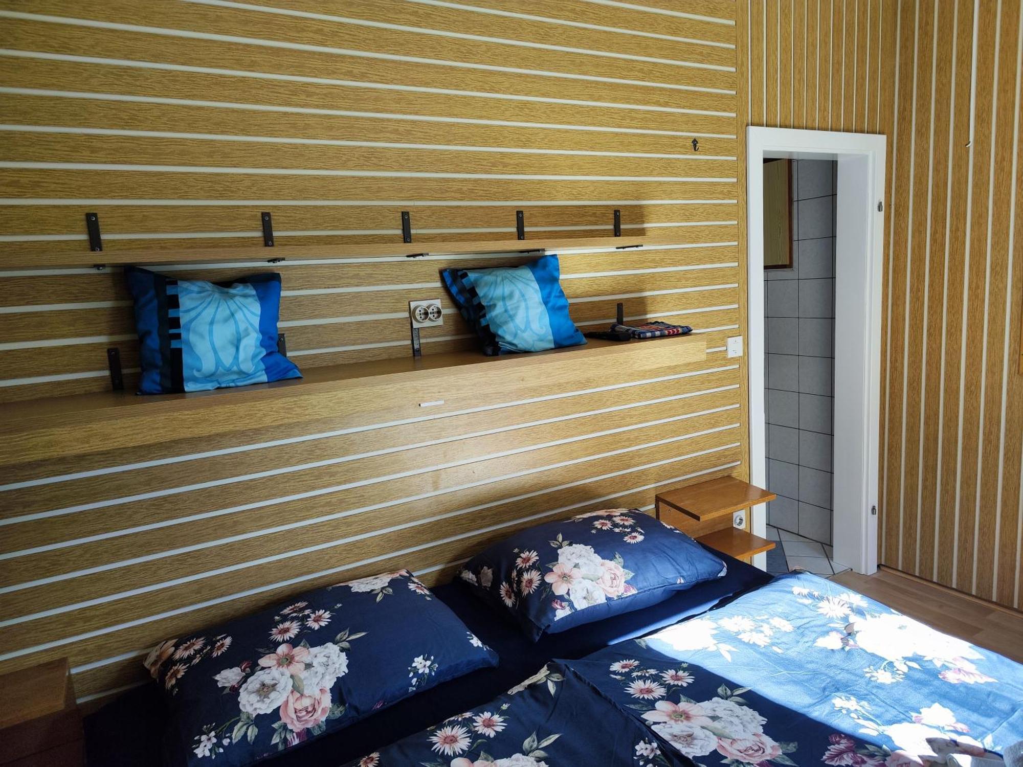 Apartments Pika Krk Town Room photo